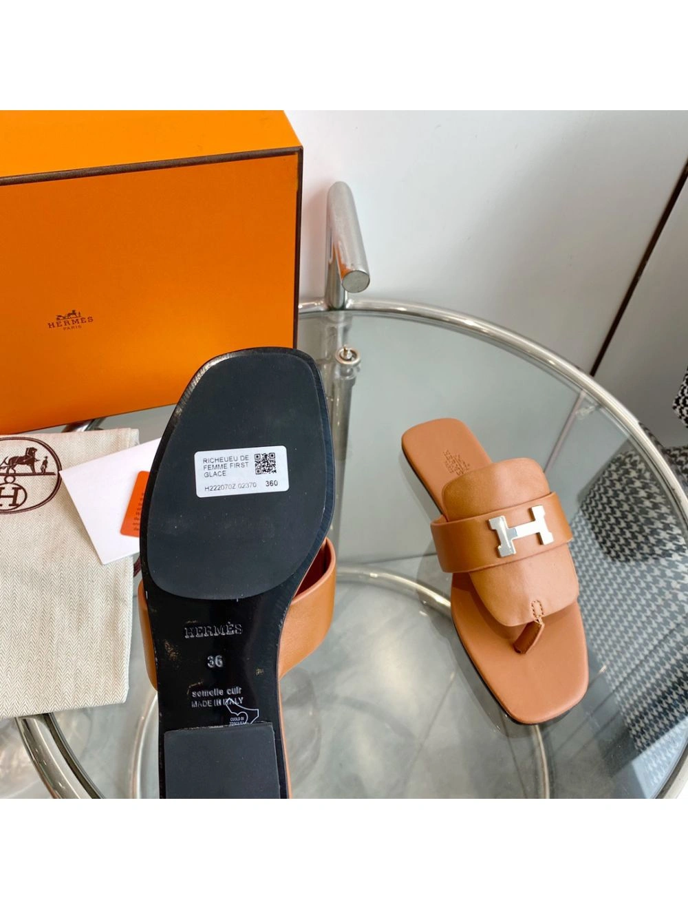 Hermes Galerie Sandals In Brown Calfskin