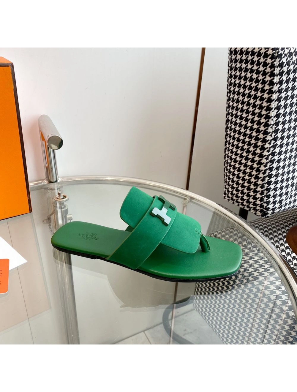 Hermes Galerie Sandals In Green Suede Leather