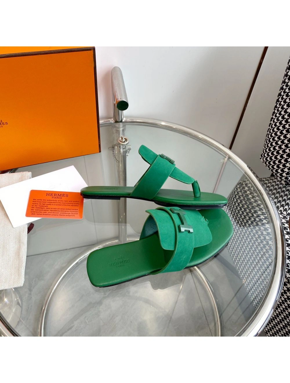 Hermes Galerie Sandals In Green Suede Leather