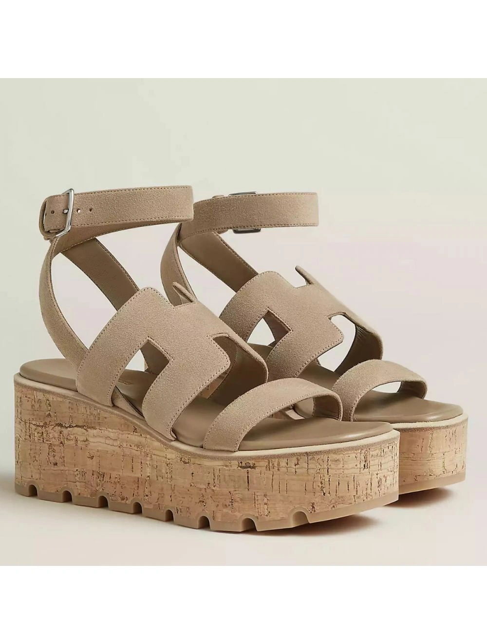 Hermes Havane 30 Sandals in Beige Suede Leather