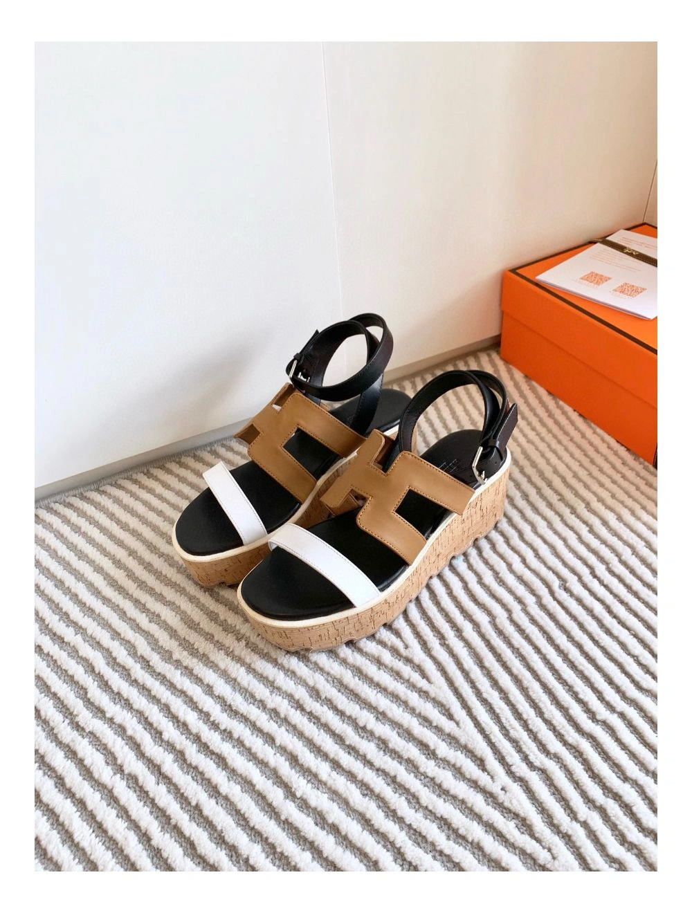 Hermes Havane 30 Sandals in Bi-color Calfskin Leather