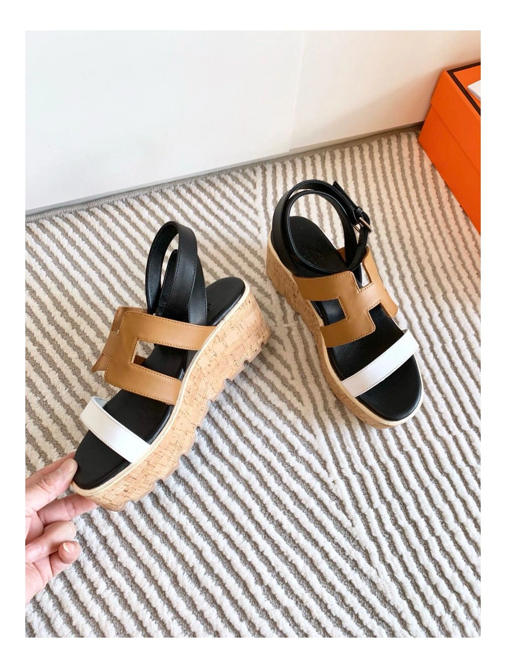 Hermes Havane 30 Sandals in Bi-color Calfskin Leather