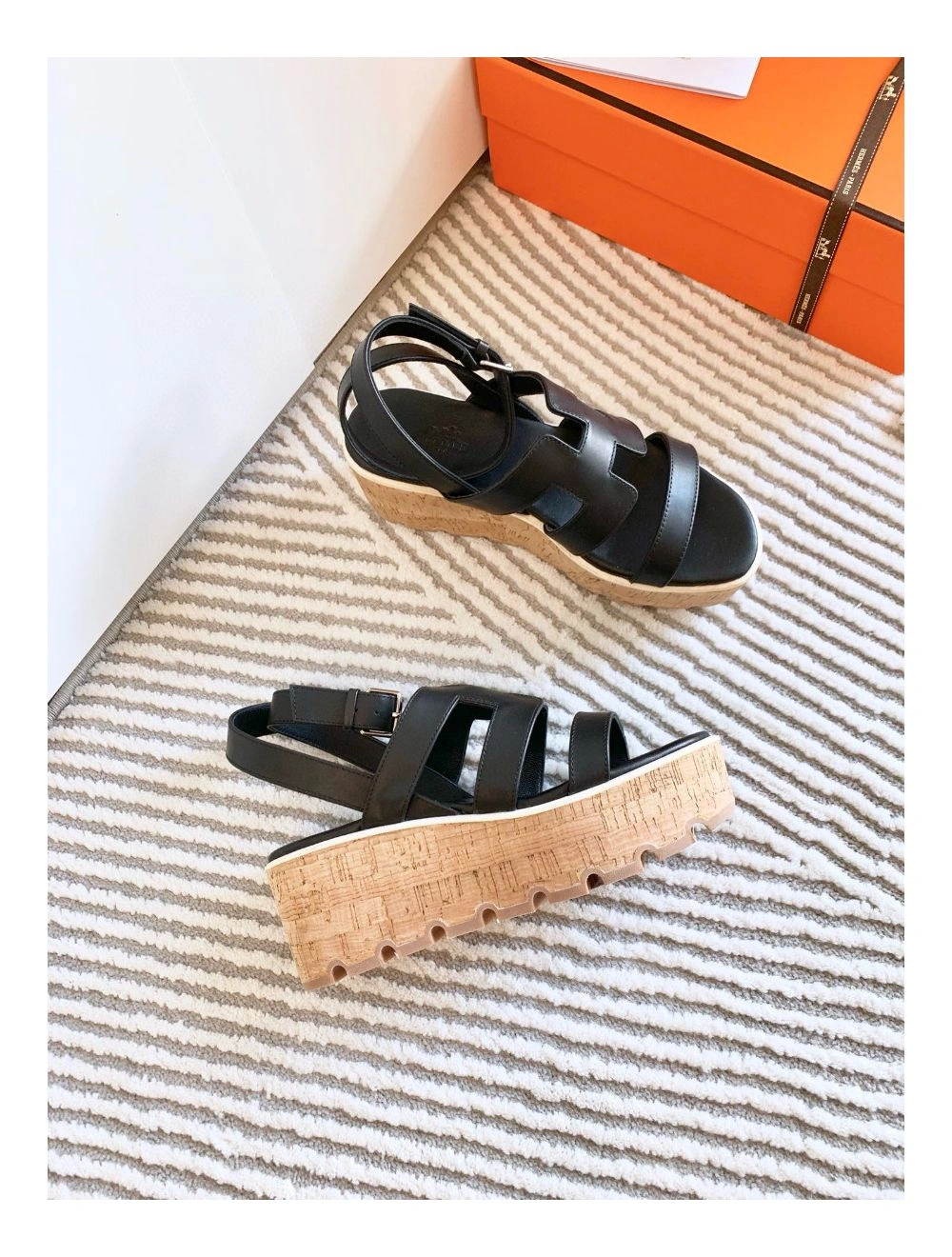 Hermes Havane 30 Sandals in Black Calfskin Leather