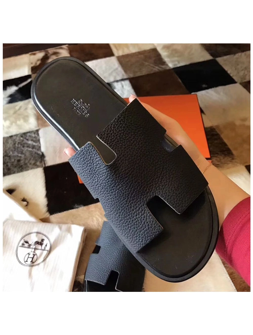 Hermes Izmir Sandals In Black Clemence Leather