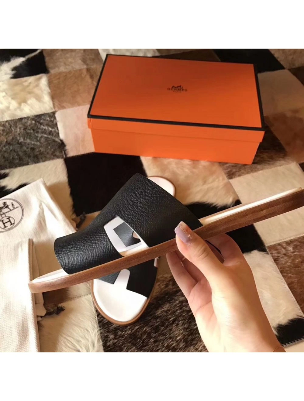 Hermes Izmir Sandals In Black Epsom Leather