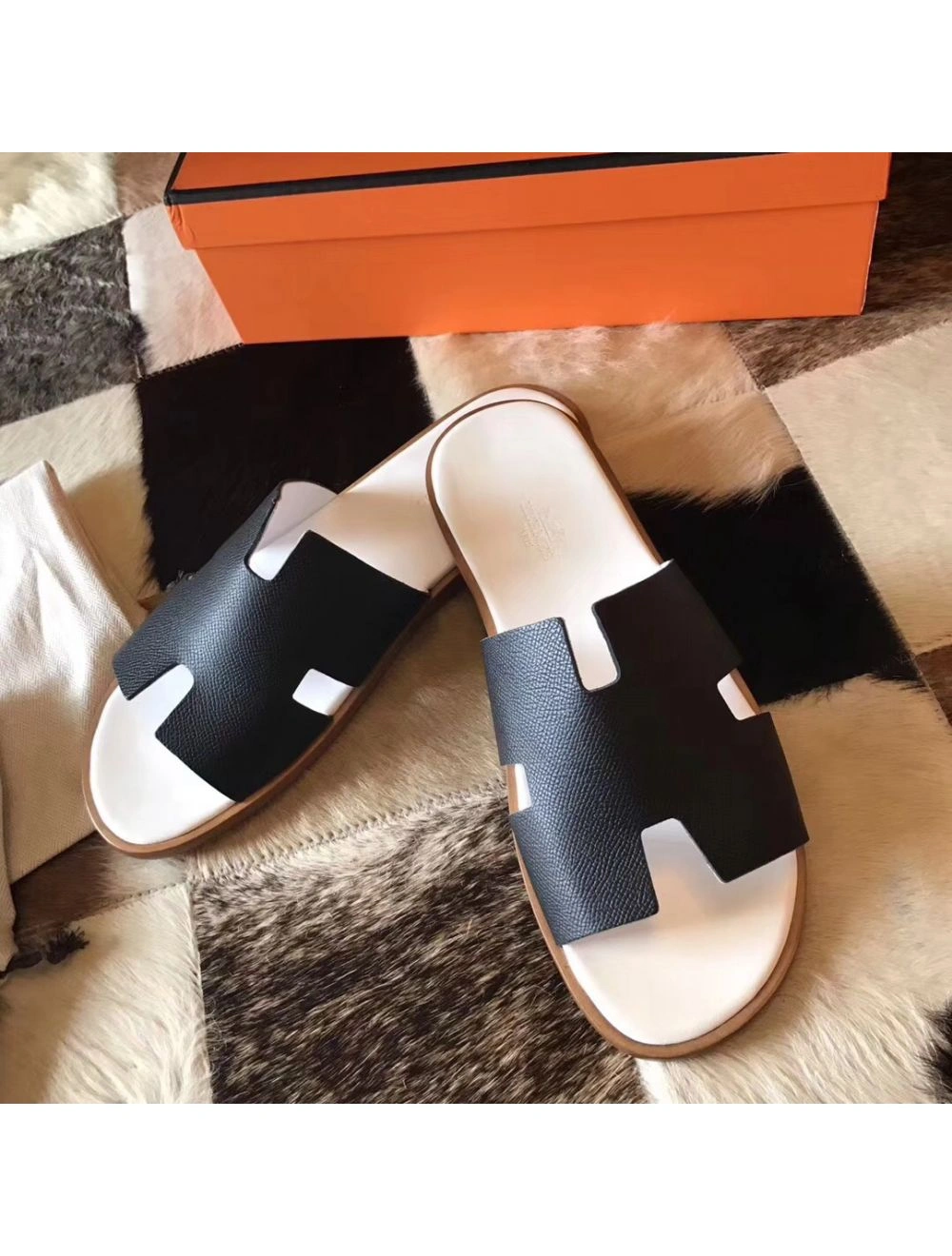 Hermes Izmir Sandals In Black Epsom Leather
