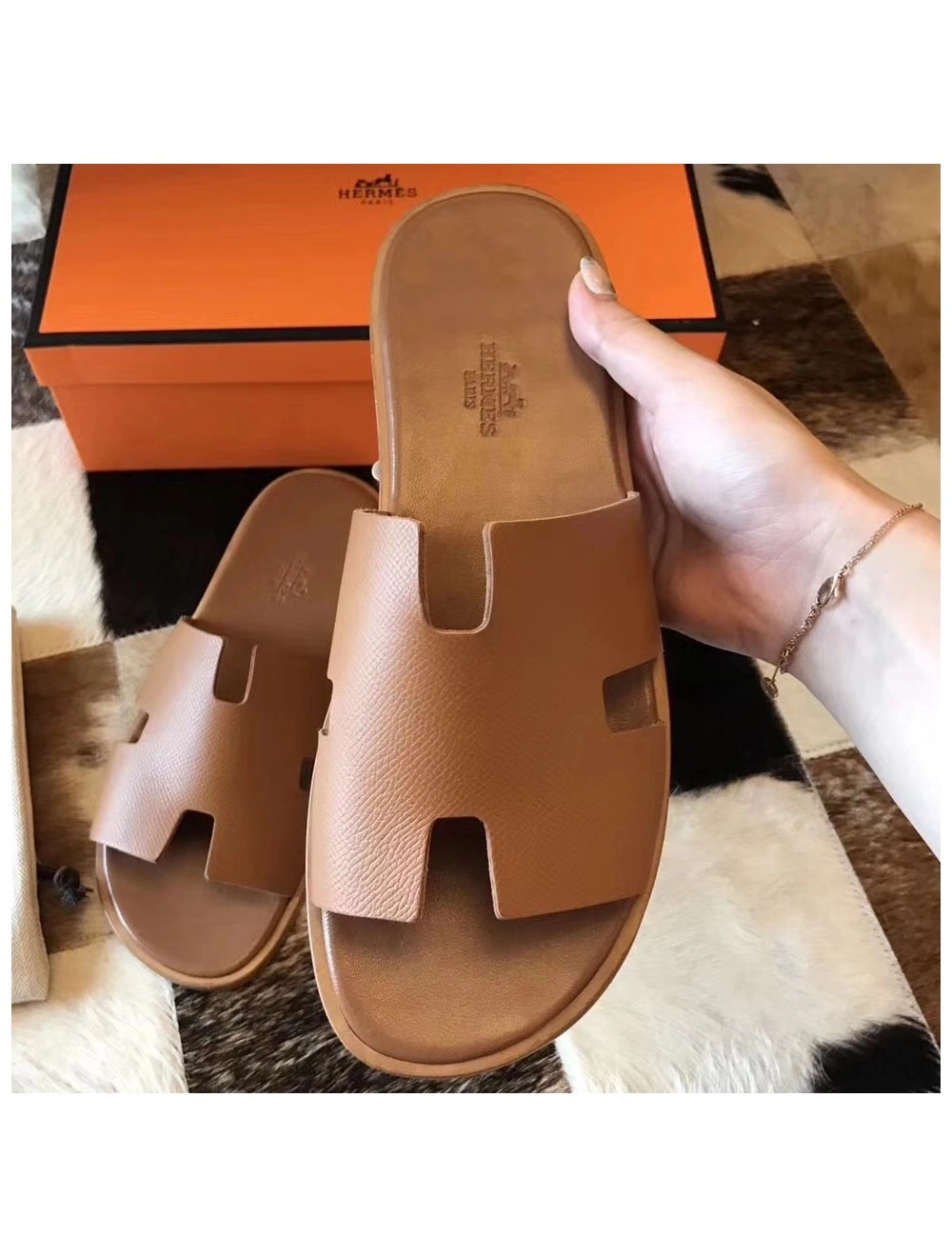 Hermes Izmir Sandals In Brown Epsom Leather