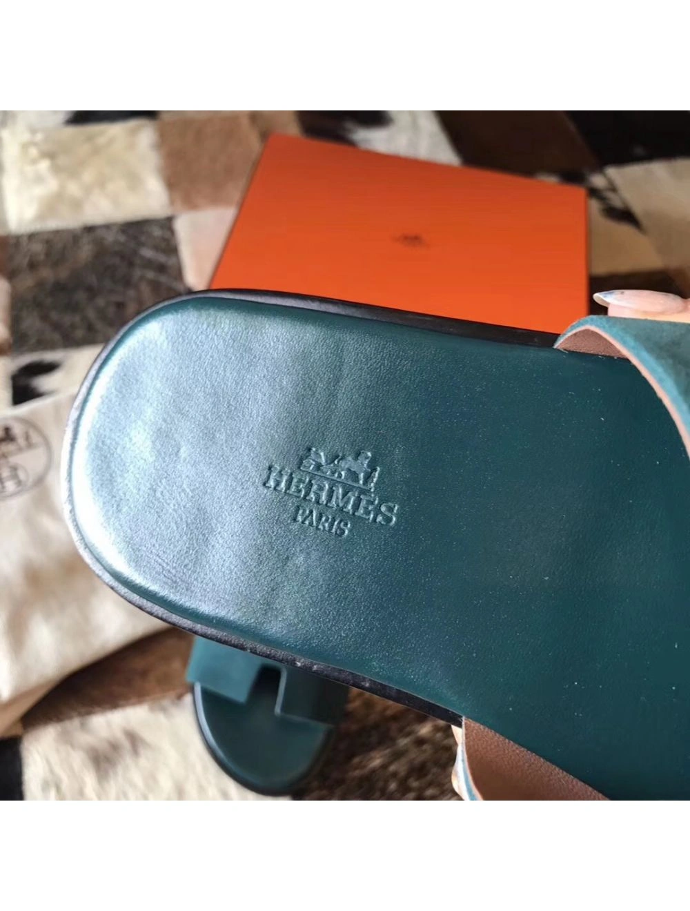 Hermes Izmir Sandals In Green Suede Leather