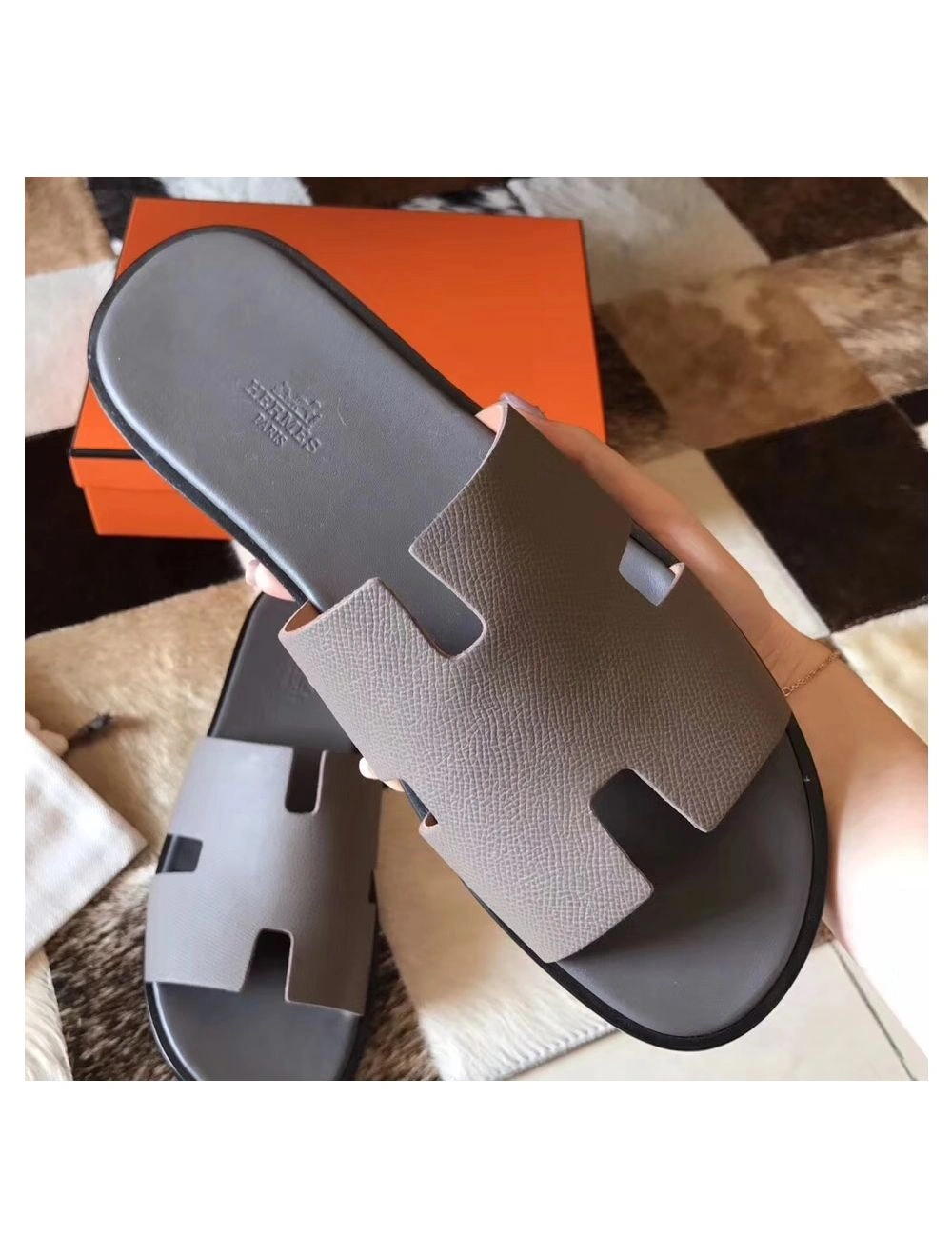 Hermes Izmir Sandals In Grey Epsom Leather