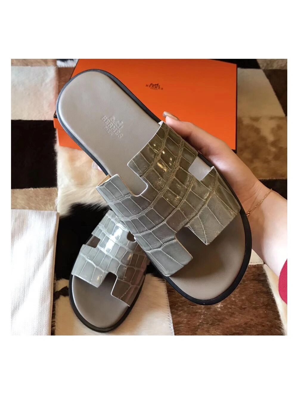 Hermes Izmir Sandals In Grey Shiny Niloticus Crocodile