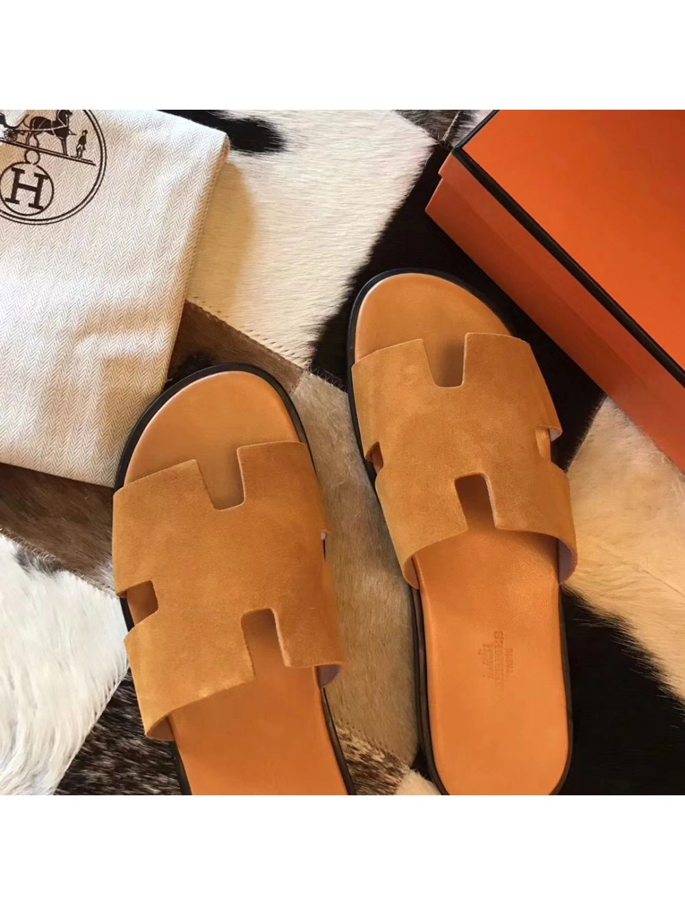 Hermes Izmir Sandals In Orange Suede Leather