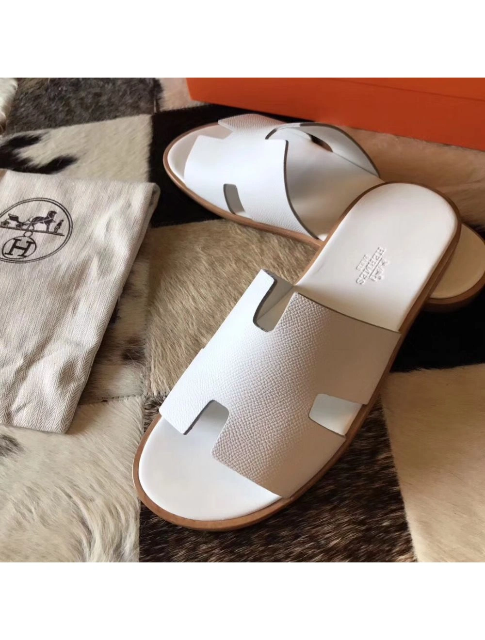 Hermes Izmir Sandals In White Epsom Leather