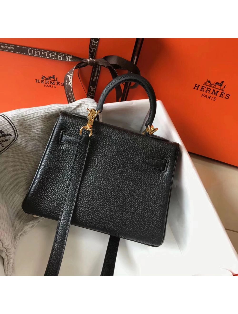 Hermes Kelly 20cm Bag In Black Clemence Leather GHW
