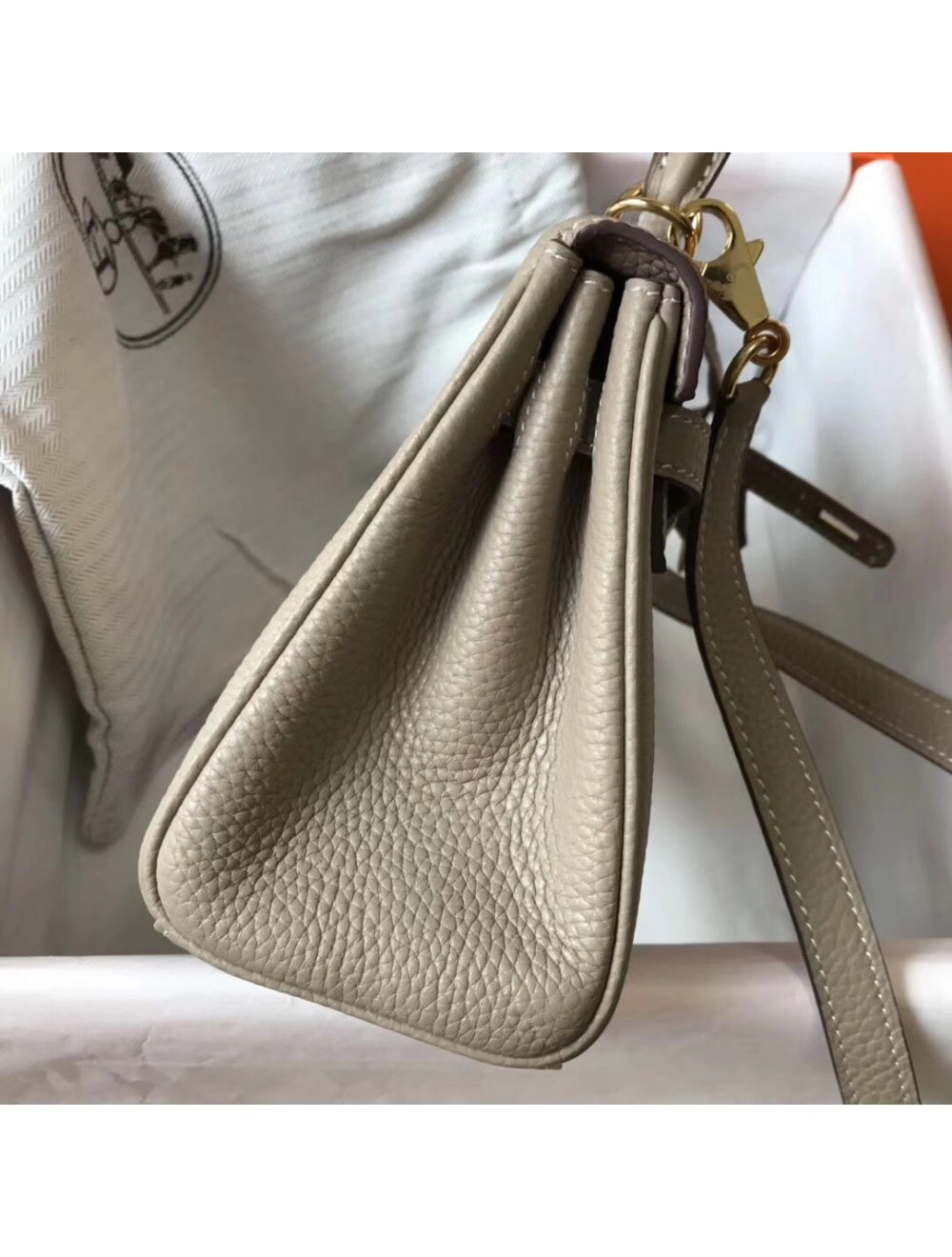 Hermes Kelly 20cm Bag In Grey Clemence Leather GHW