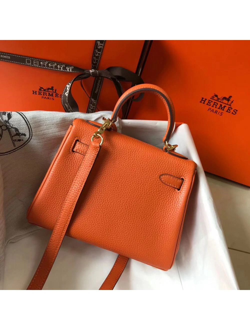 Hermes Kelly 20cm Bag In Orange Clemence Leather GHW