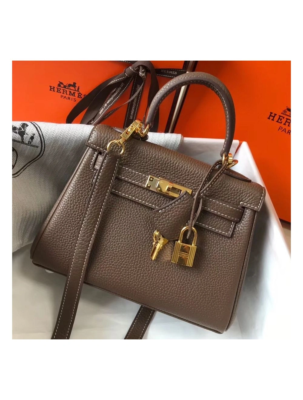 Hermes Kelly 20cm Bag In Taupe Clemence Leather GHW