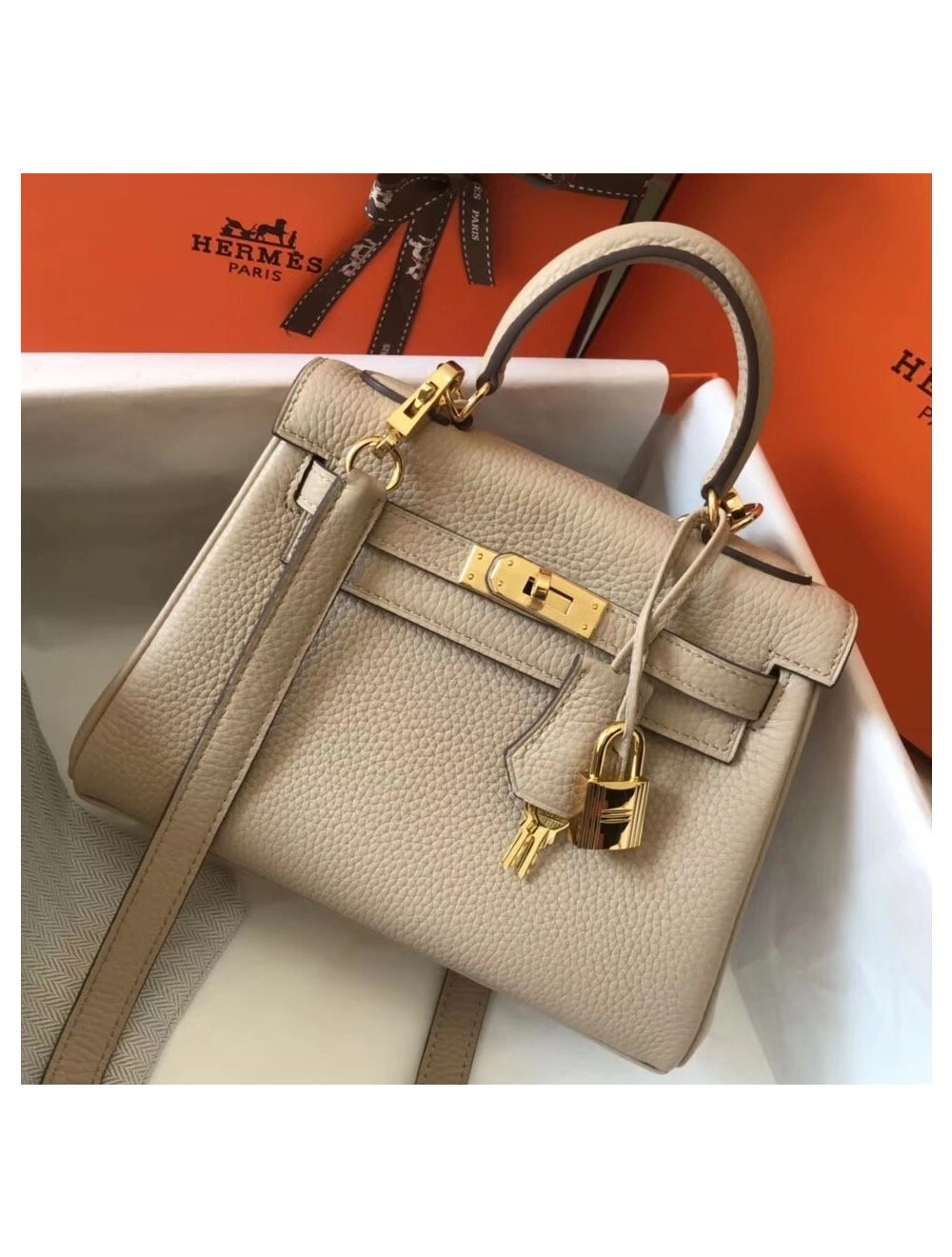 Hermes Kelly 20cm Bag In Trench Clemence Leather GHW