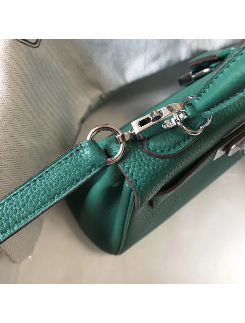 Hermes Kelly 20cm Bag In Vert Vertigo Clemence Leather PHW