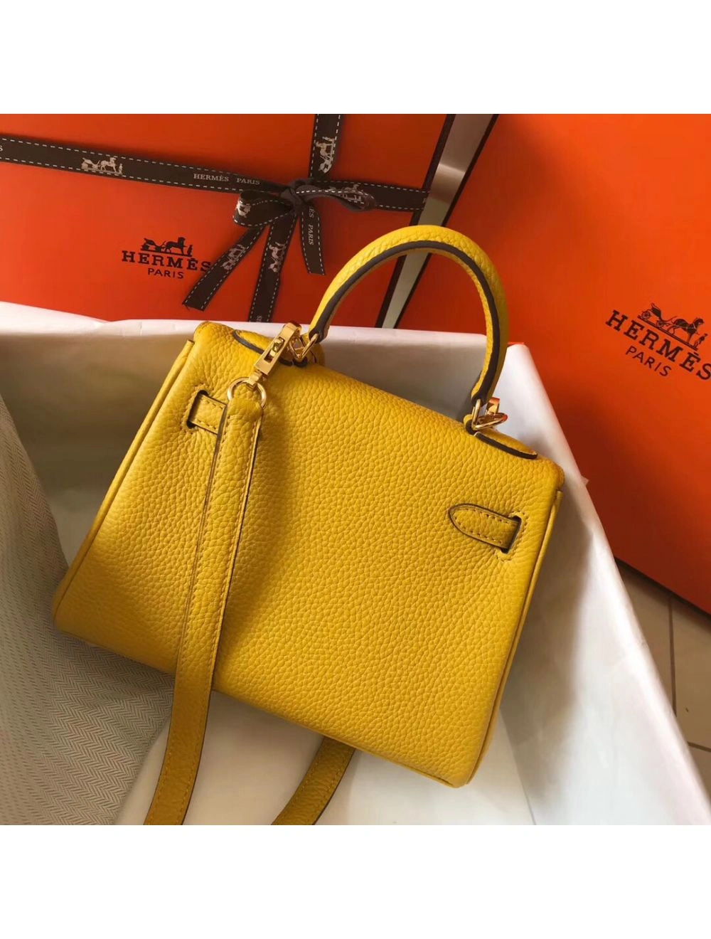 Hermes Kelly 20cm Bag In Yellow Clemence Leather GHW