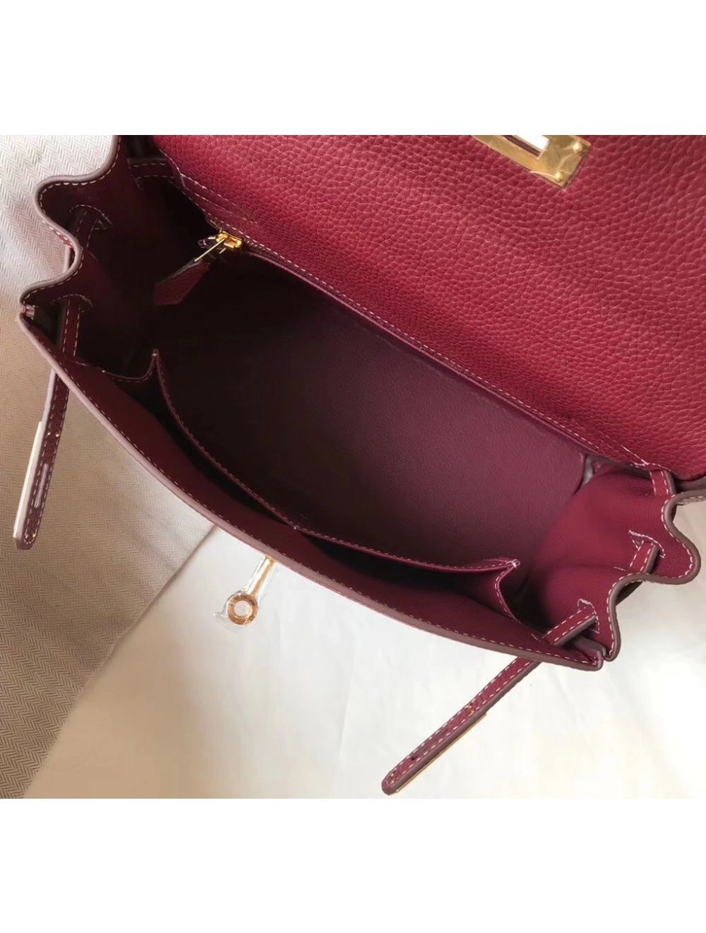 Hermes Kelly 25cm Retourne Bag In Bordeaux Clemence Leather