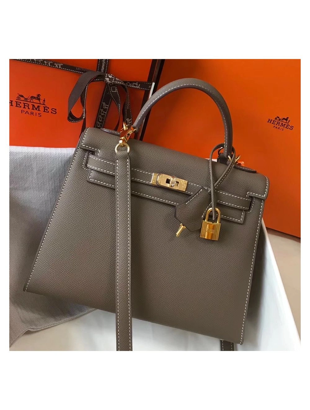 Hermes Kelly 25cm Sellier Bag In Taupe Epsom Leather