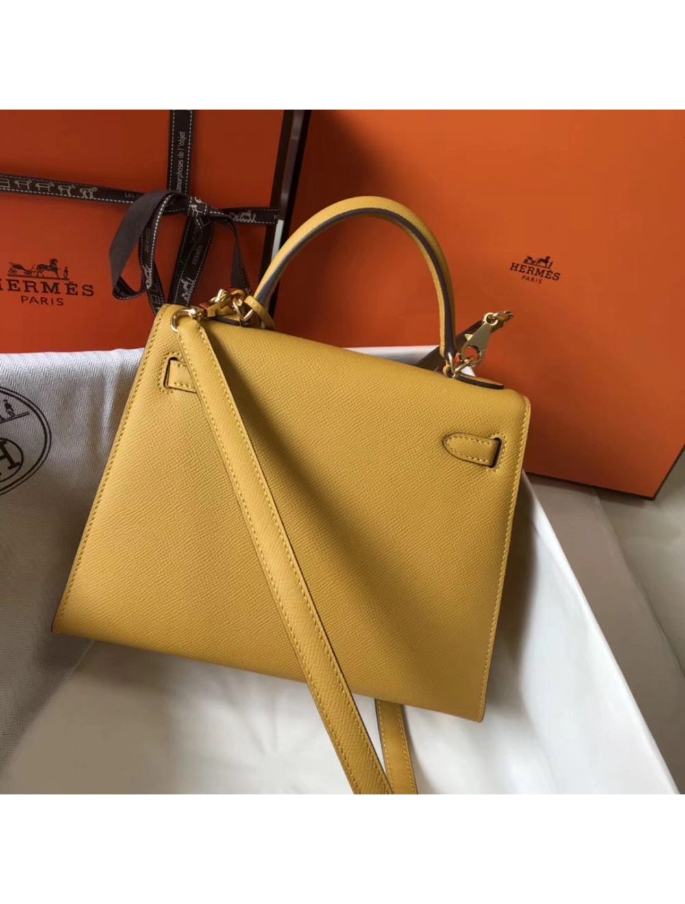 Hermes Kelly 25cm Sellier Bag In Yellow Epsom Leather