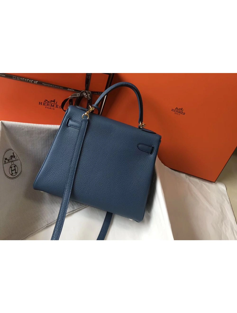 Hermes Kelly 28cm Bag In Blue Agate Clemence Leather GHW
