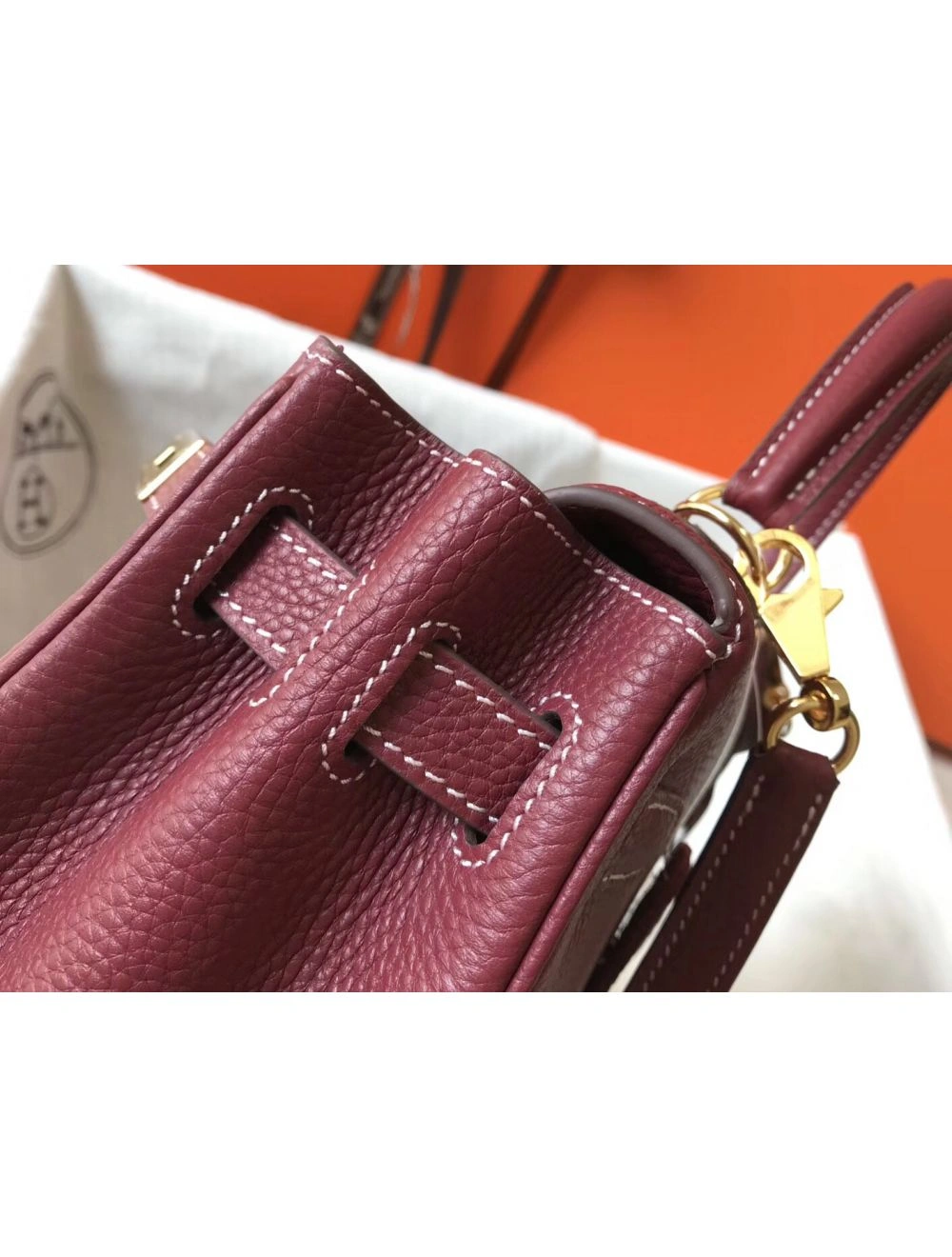 Hermes Kelly 28cm Bag In Bordeaxu Clemence Leather GHW