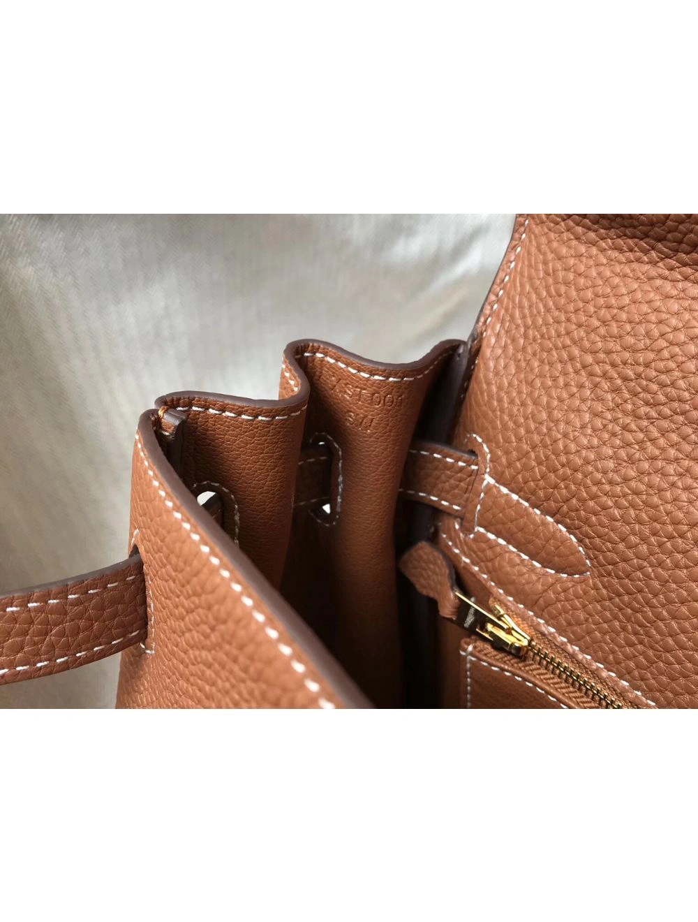 Hermes Kelly 28cm Bag In Gold Clemence Leather GHW