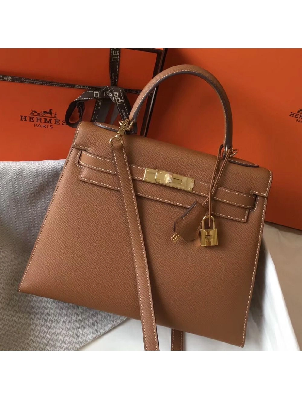 Hermes Kelly 28cm Bag In Gold Epsom Leather GHW