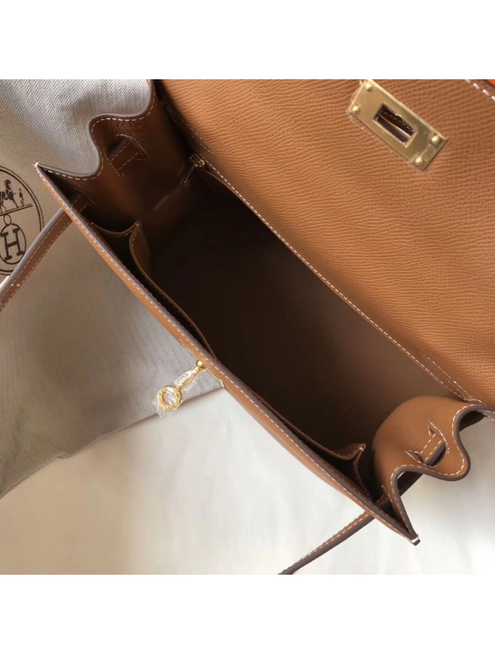 Hermes Kelly 28cm Bag In Gold Epsom Leather GHW