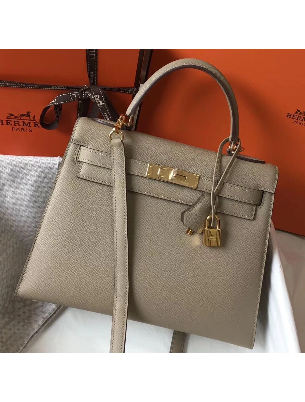 Hermes Kelly 28cm Bag In Gris Tourterelle Epsom Leather GHW