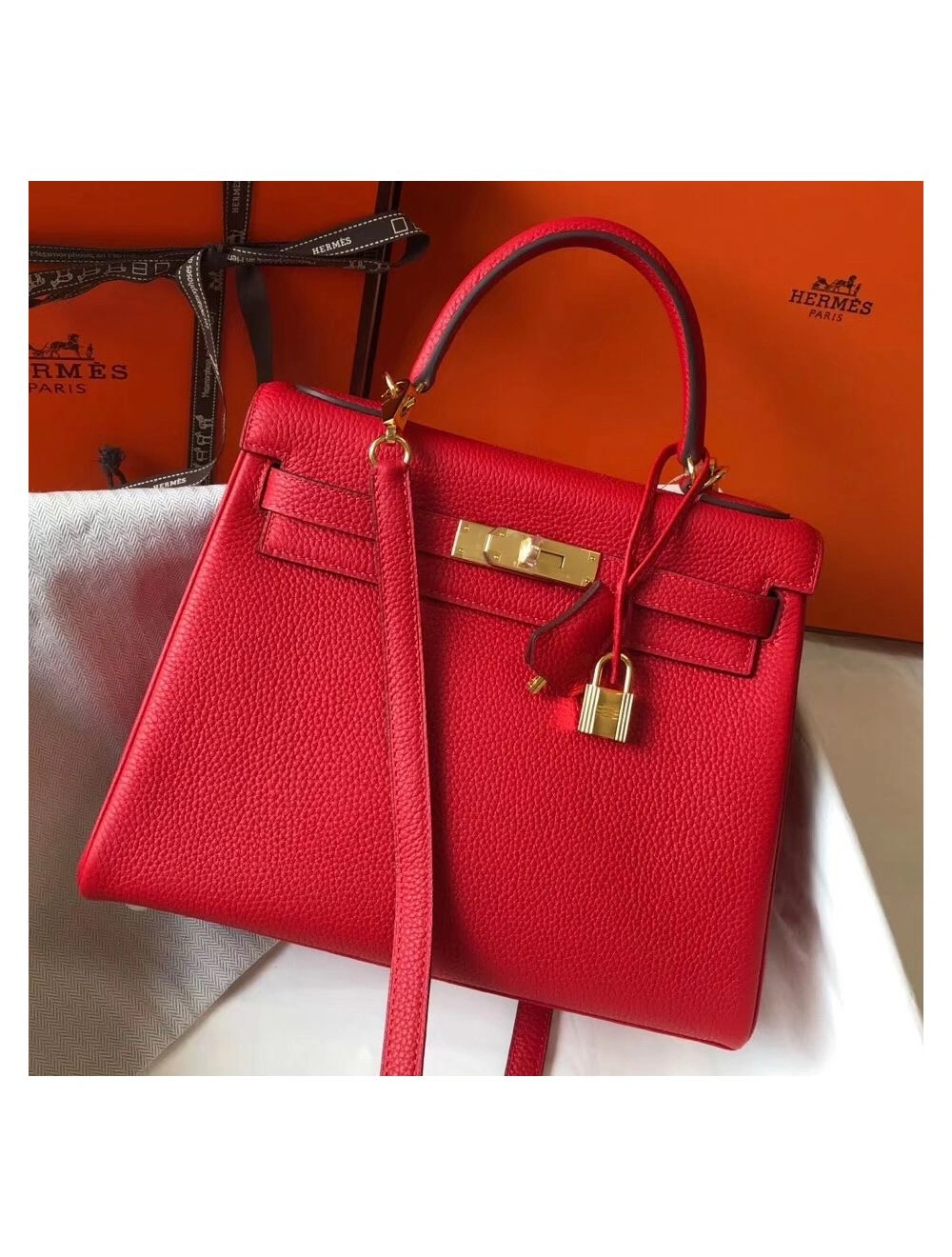 Hermes Kelly 28cm Bag In Red Clemence Leather GHW