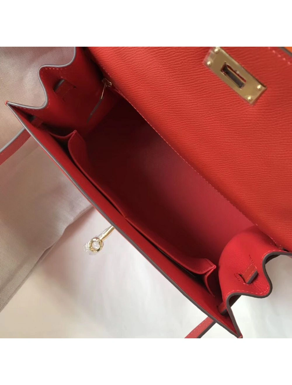 Hermes Kelly 28cm Bag In Red Epsom Leather GHW