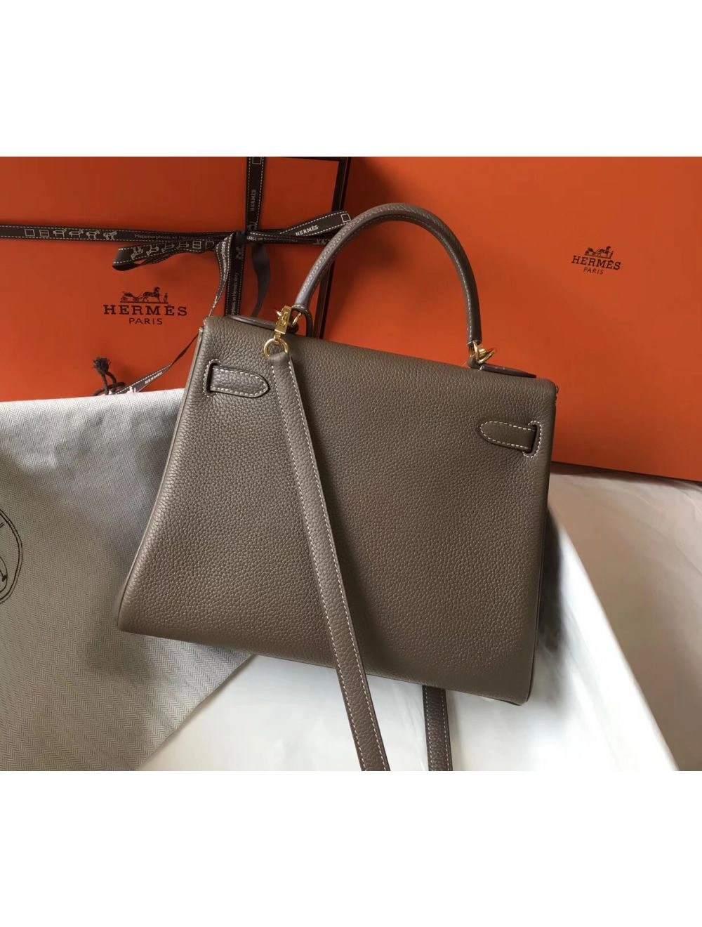 Hermes Kelly 28cm Bag In Taupe Grey Clemence Leather GHW