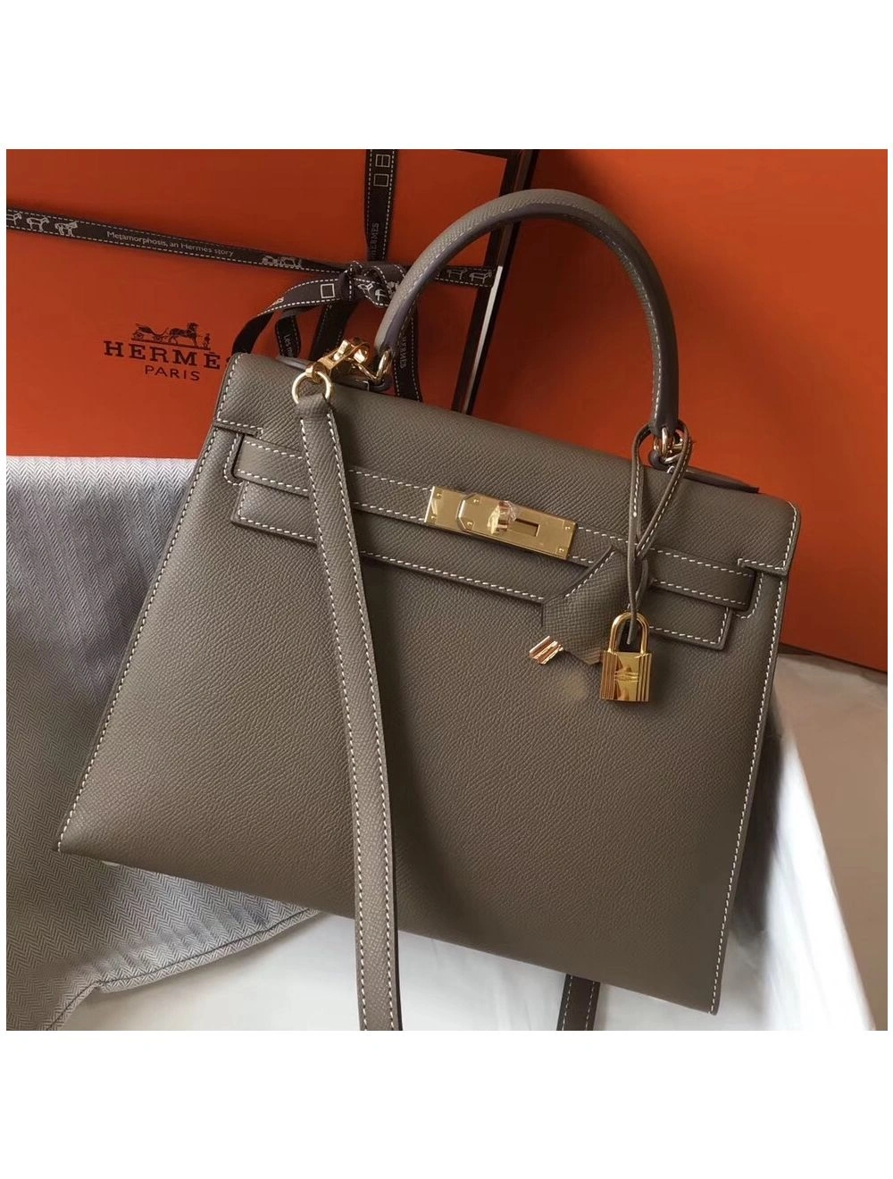 Hermes Kelly 28cm Bag In Taupe Grey Epsom Leather GHW