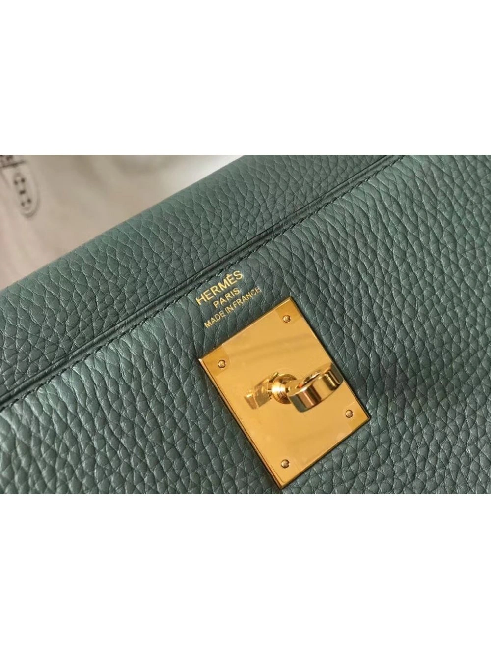 Hermes Kelly 28cm Bag In Vert Amande Clemence Leather GHW