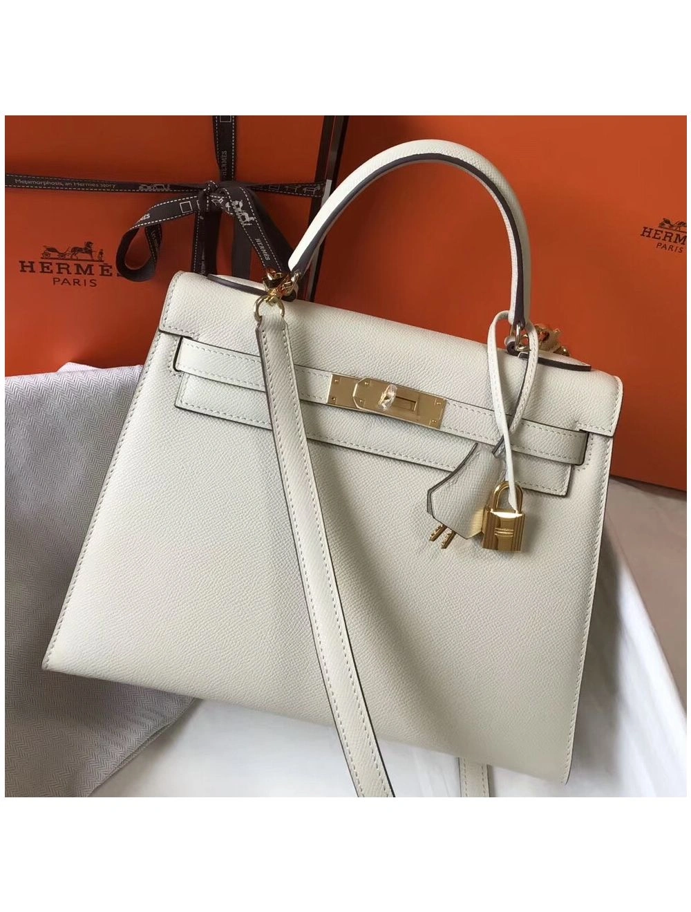 Hermes Kelly 28cm Bag In White Epsom Leather GHW