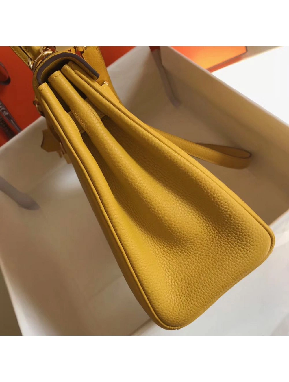 Hermes Kelly 28cm Bag In Yellow Clemence Leather GHW