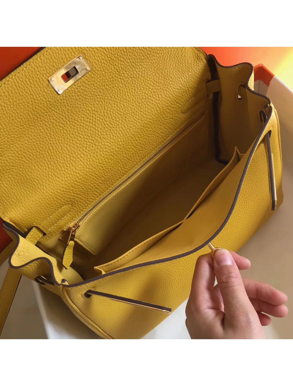 Hermes Kelly 28cm Bag In Yellow Clemence Leather GHW
