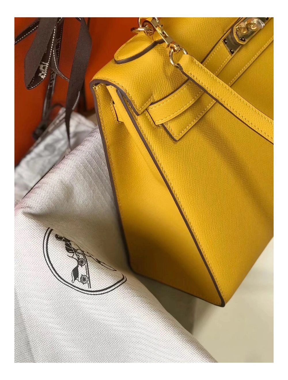 Hermes Kelly 28cm Bag In Yellow Epsom Leather GHW