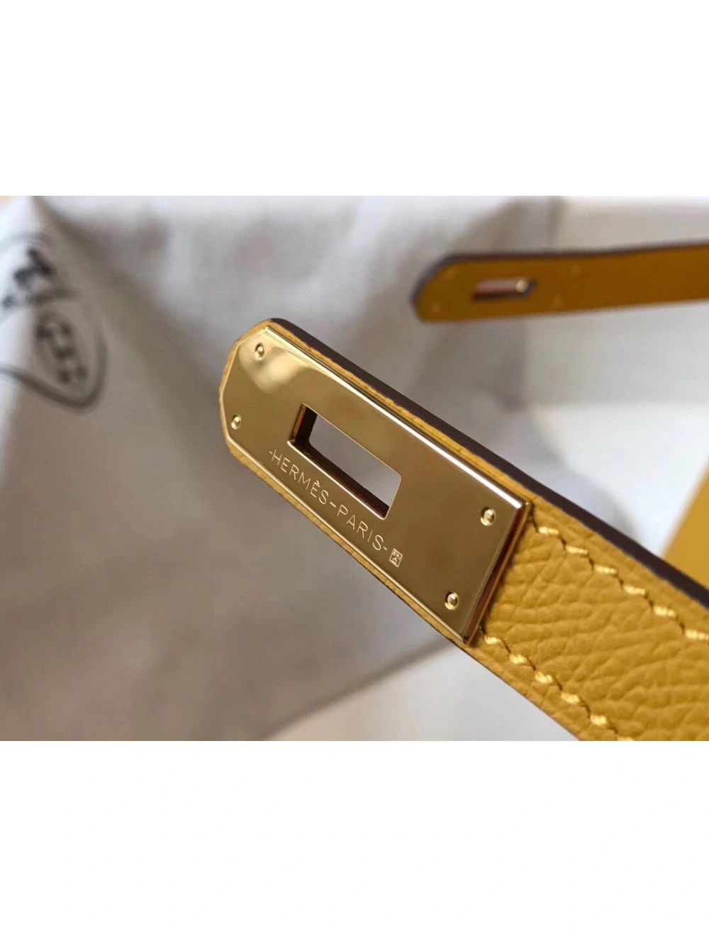 Hermes Kelly 28cm Bag In Yellow Epsom Leather GHW