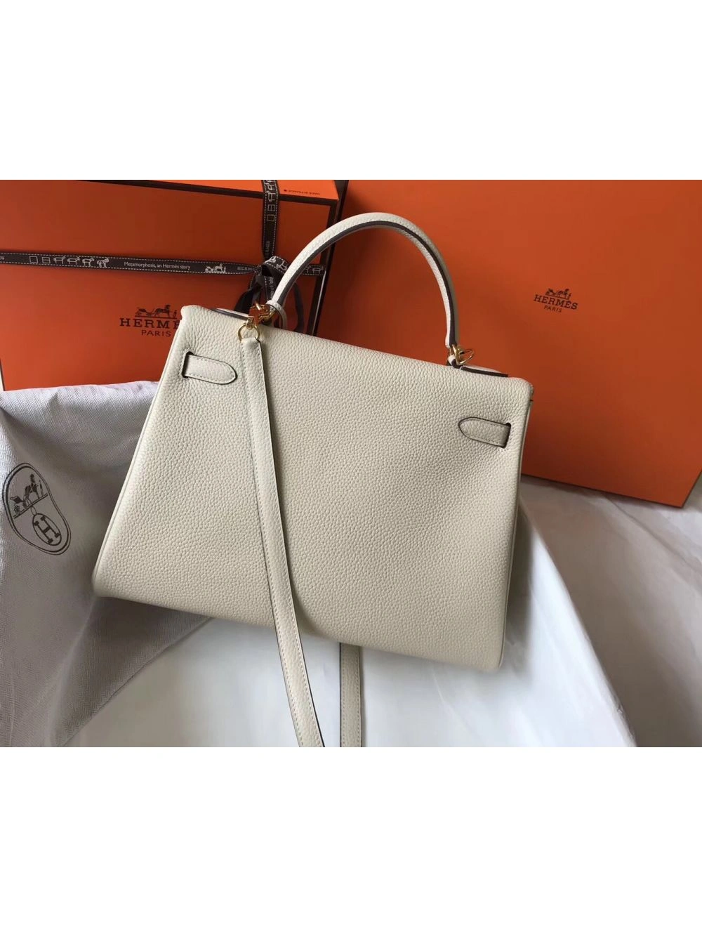 Hermes Kelly 32cm Bag In Beton Clemence Leather GHW
