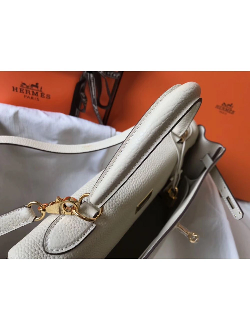 Hermes Kelly 32cm Bag In Beton Clemence Leather GHW