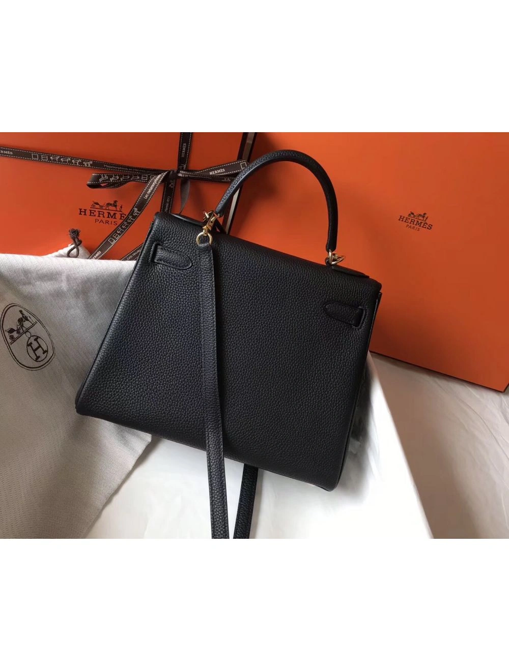 Hermes Kelly 32cm Bag In Black Clemence Leather GHW