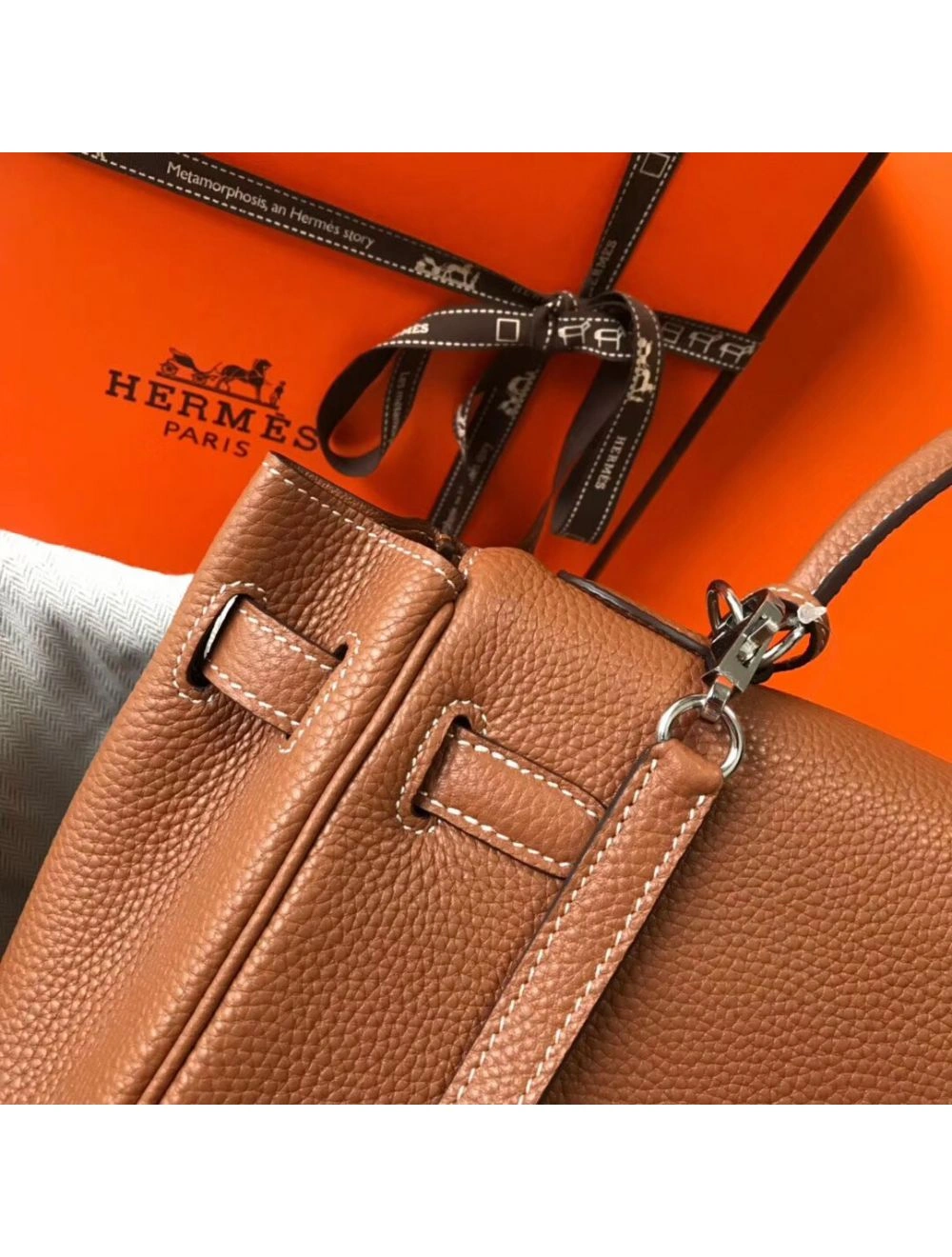 Hermes Kelly 32cm Bag In Gold Clemence Leather PHW