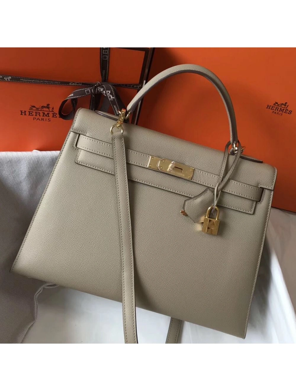 Hermes Kelly 32cm Bag In Gris Tourterelle Epsom Leather GHW