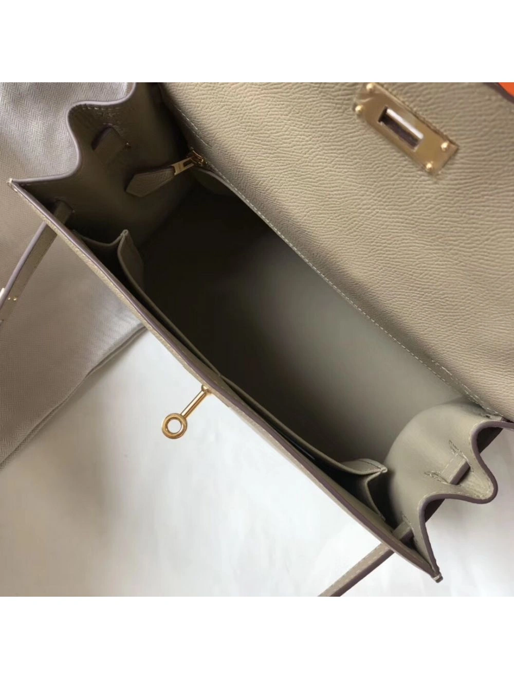 Hermes Kelly 32cm Bag In Gris Tourterelle Epsom Leather GHW