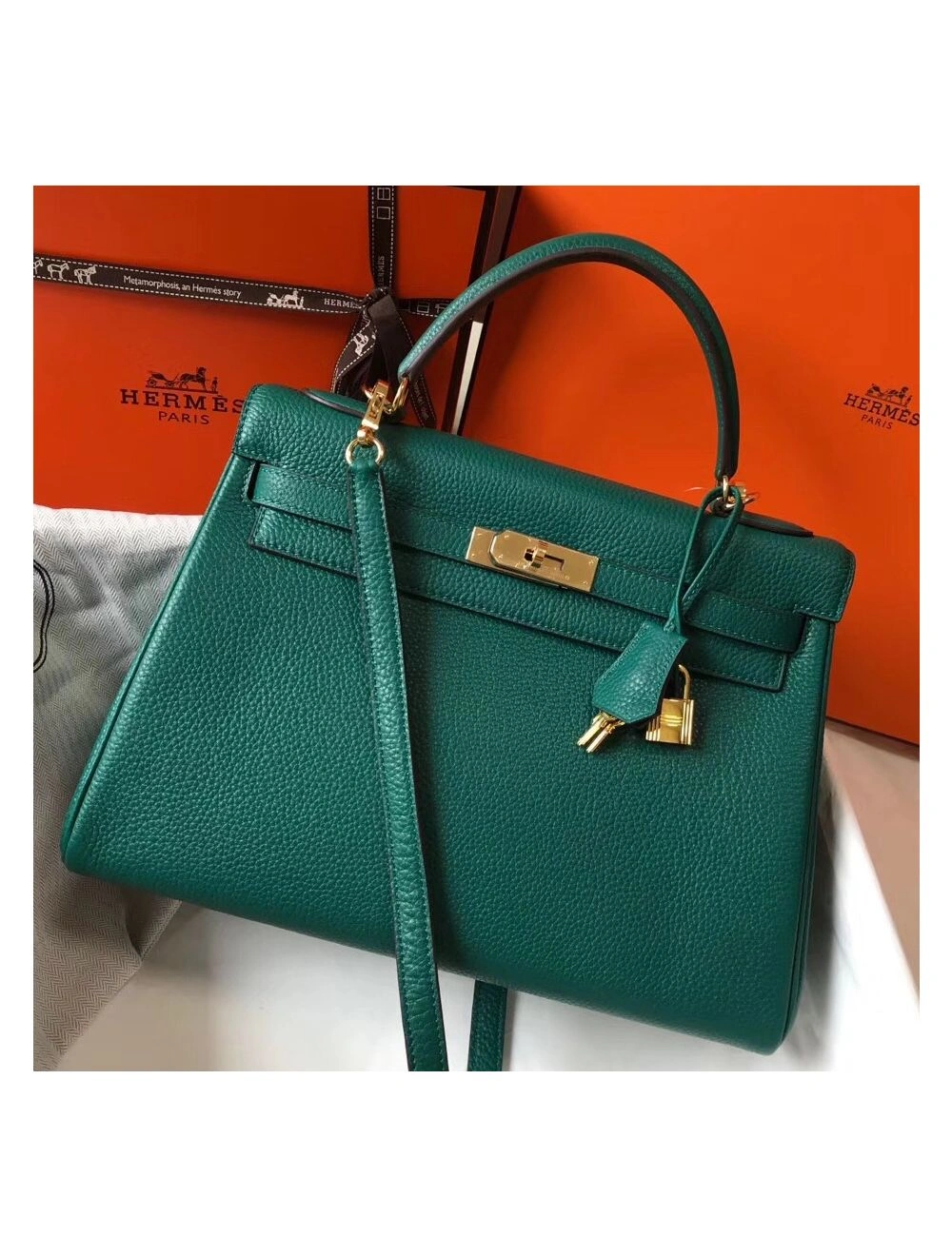 Hermes Kelly 32cm Bag In Malachite Clemence Leather GHW