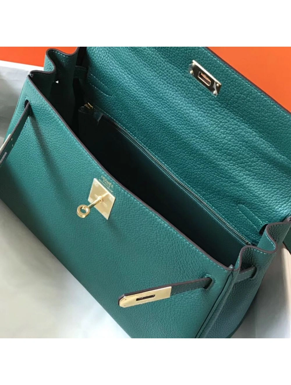 Hermes Kelly 32cm Bag In Malachite Clemence Leather GHW